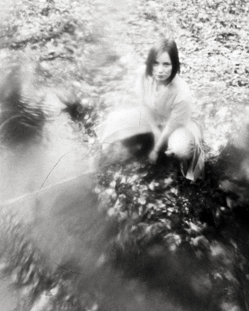 Photographic and Artistic Work by Leon Eichelbaum (Archive) – b1214