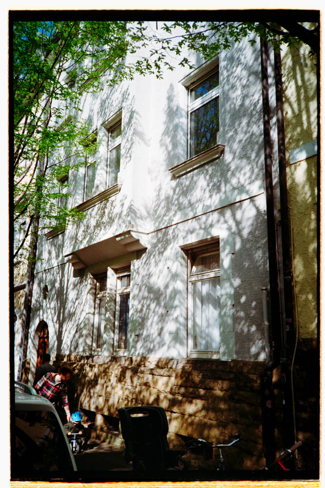 Photographic and Artistic Work by Leon Eichelbaum (Archive) – b273